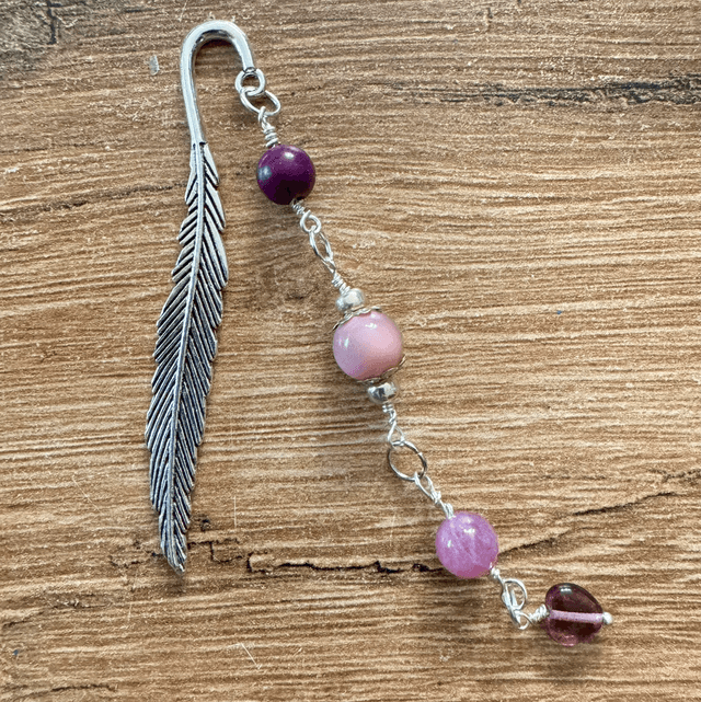 Elegant feather bookmark