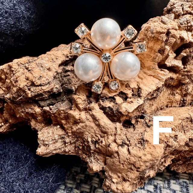 Pin brooches